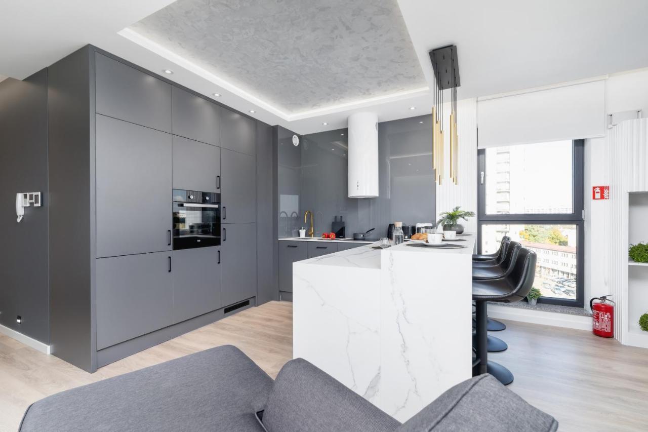 Mogilska Apartments By Renters Prestige Краков Экстерьер фото